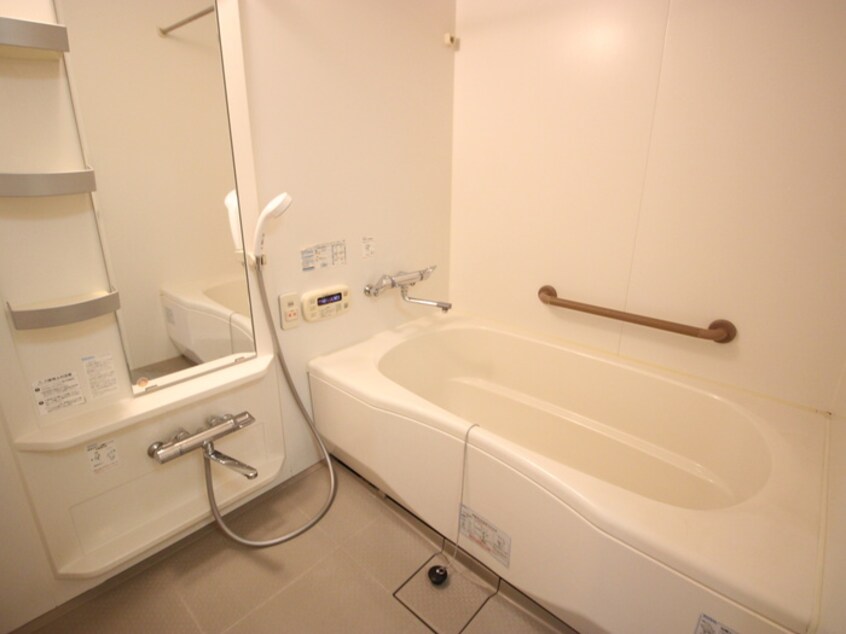 バス／シャワールーム等 サンリット一番館