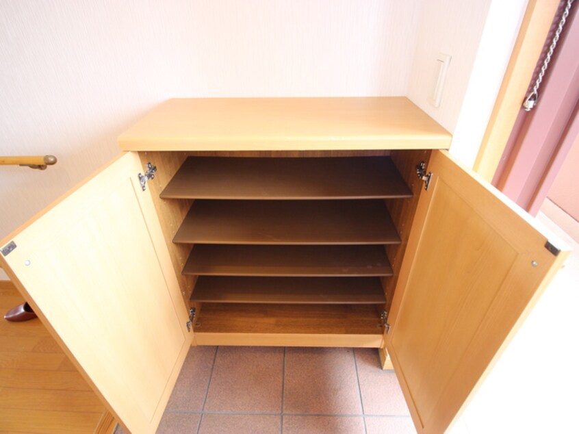 靴箱 サンリット一番館