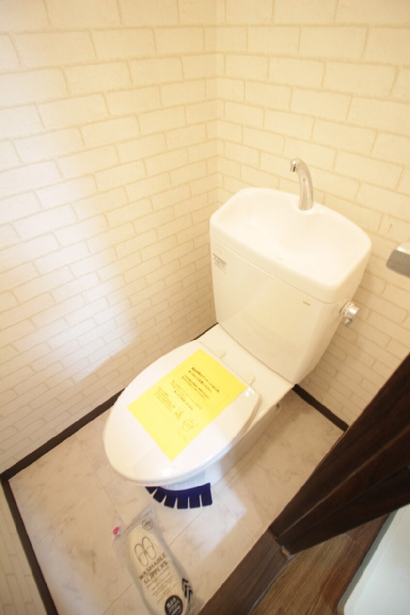 トイレ ドミ－ル旭Ａ棟