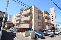 真栄マンション野並（302）