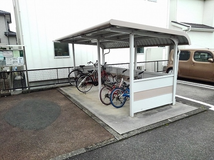 駐輪場 ヴィラ南風