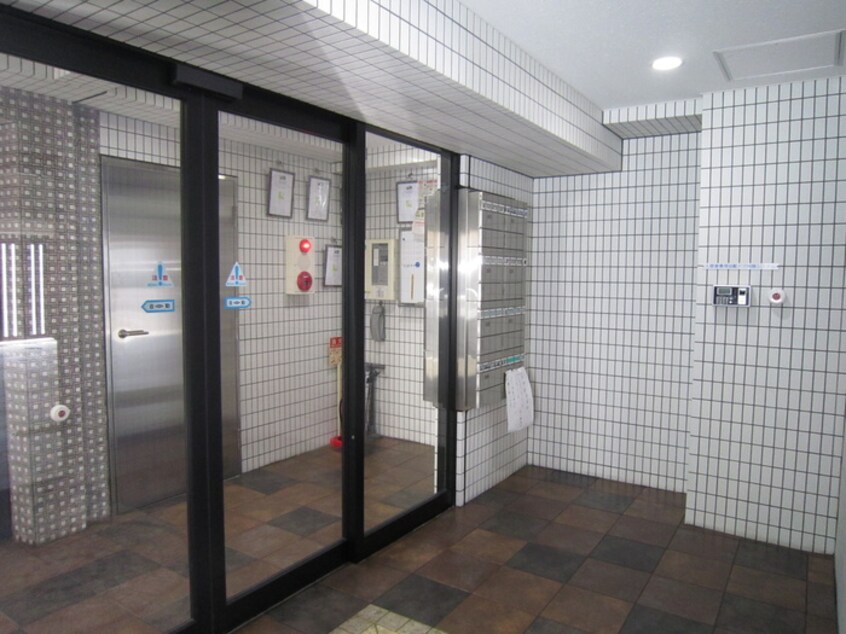 エントランス部分 ＩＭＫ　Ｂｕｉｌｄｉｎｇ