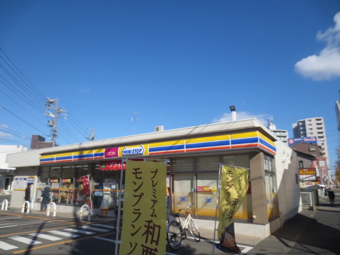 ミニストップ中村日赤店(コンビニ)まで500m ＩＭＫ　Ｂｕｉｌｄｉｎｇ