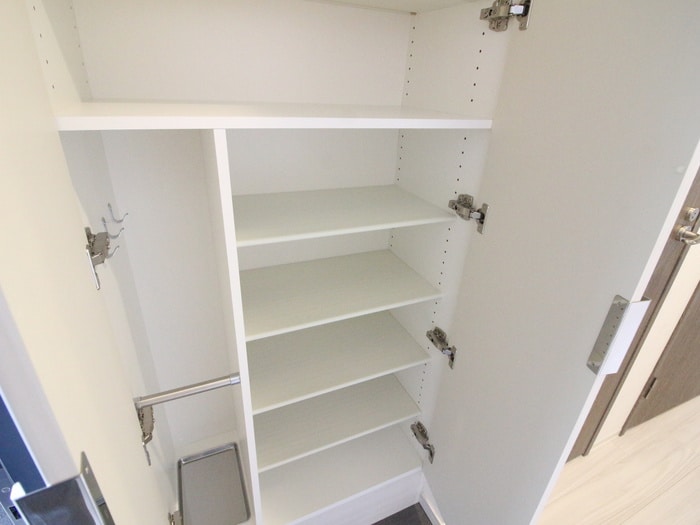 靴箱 ﾌﾟﾚｻﾝｽ大須観音ﾋﾞｻﾞﾘｱ(902)