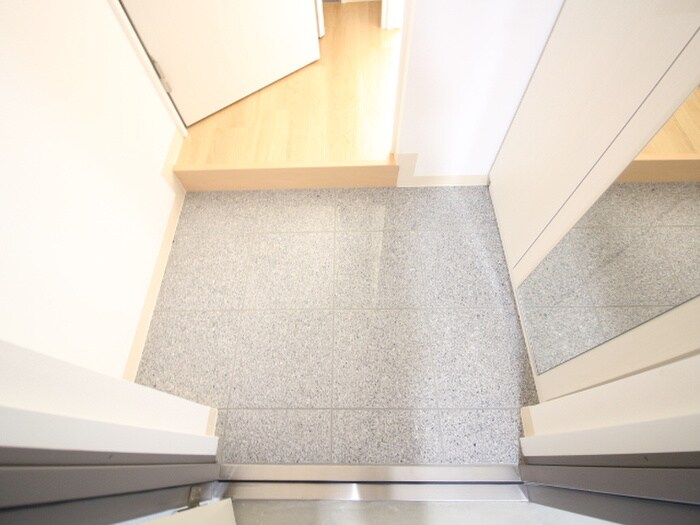 玄関 カロス新栄