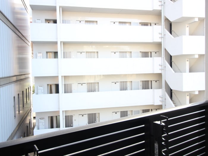 室内からの展望 カロス新栄