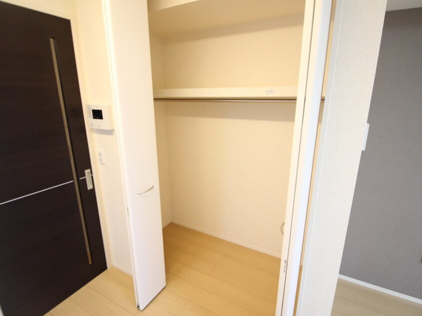 収納 ベッロ・ルーチェⅢ