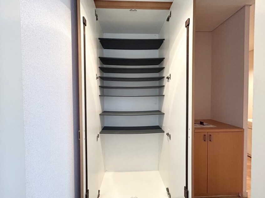 室内からの展望 鶴舞ガーデンコート