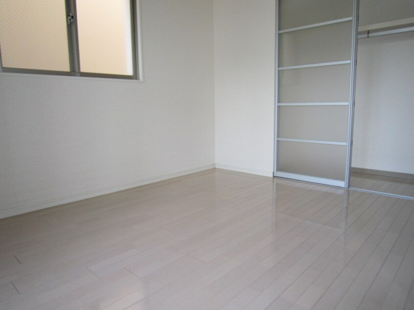 居室 レインボ－ピア記念橋