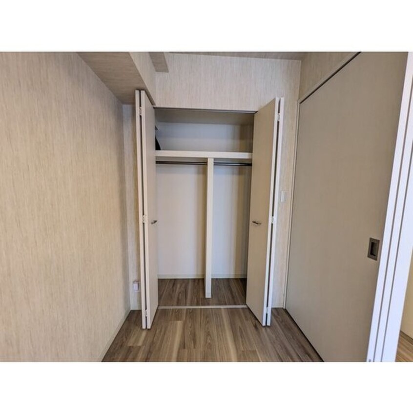 収納 ﾌﾟﾚｻﾝｽ丸の内ﾘﾗﾃｨ(1201)