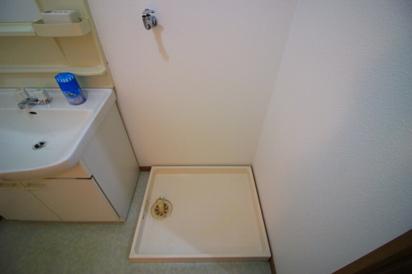 洗濯機置場 レナジア久地野