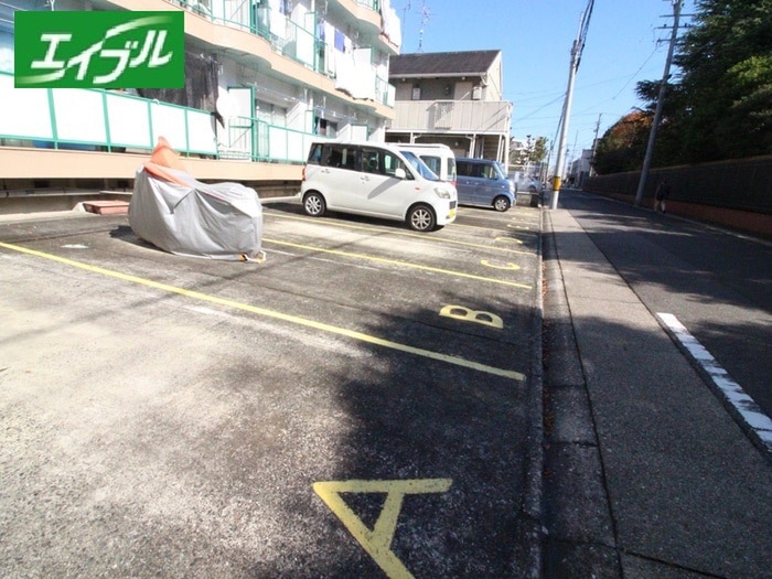 駐車場 広路苑