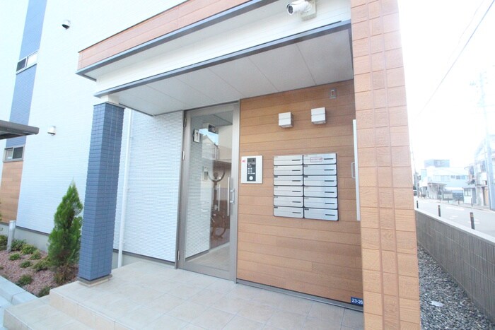 エントランス部分 プリムール栄生