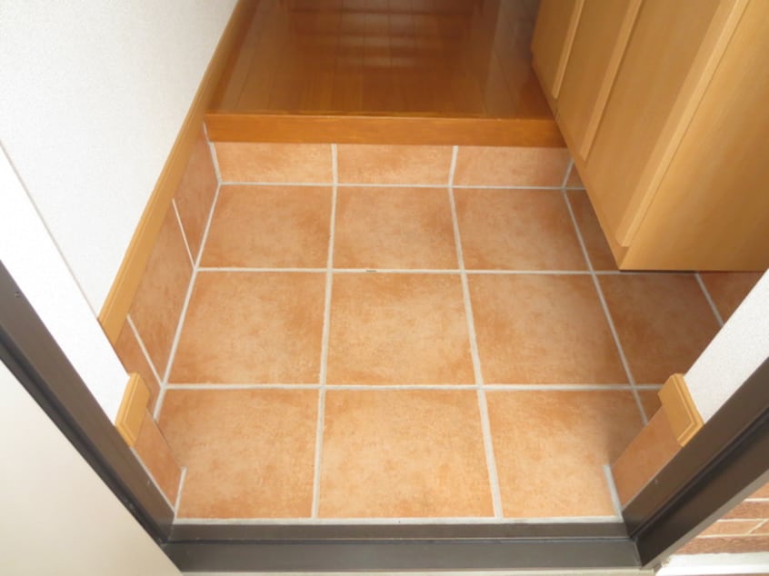 玄関 ジュネスメゾン