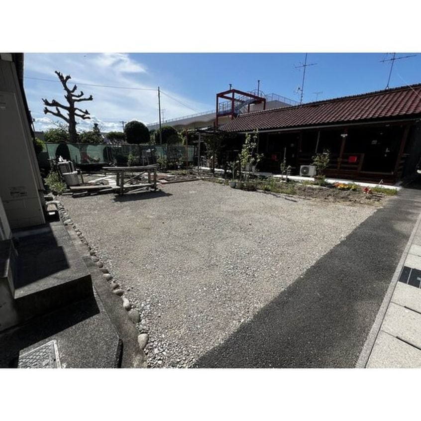 その他 エラット