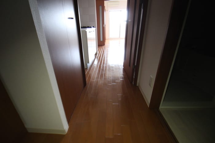 廊下 プラウランド堀田