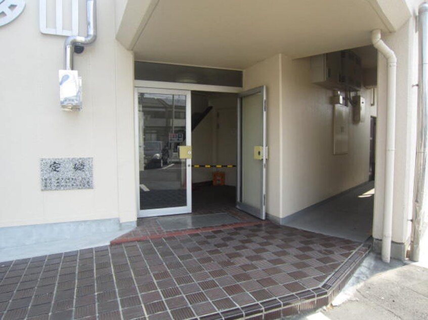 エントランス部分 メゾン喜多山