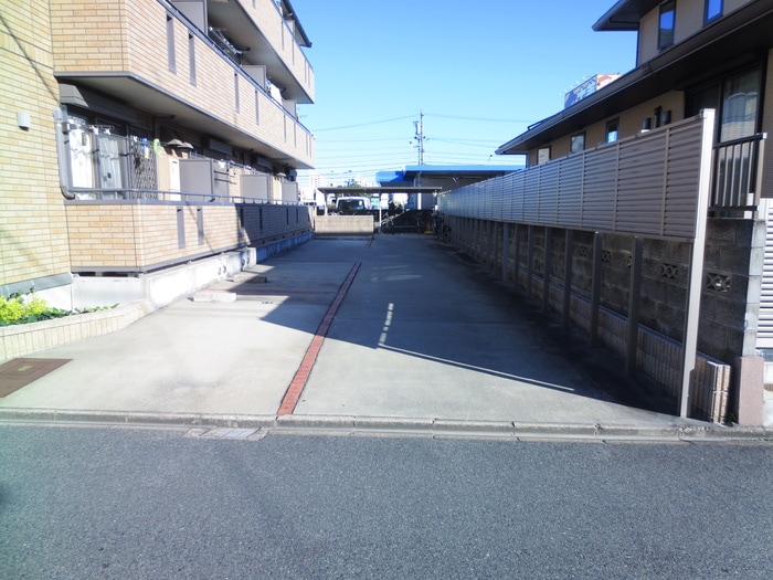 駐車場 エクセルナオ