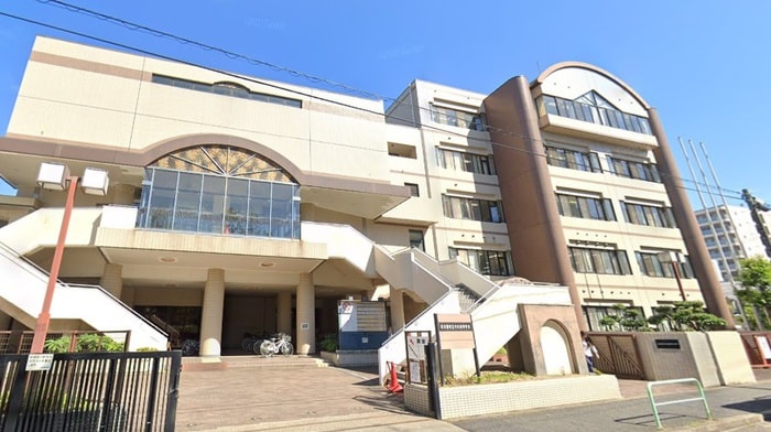 名古屋市立中央高等学校(高等学校/高等専門学校)まで87m felice新栄