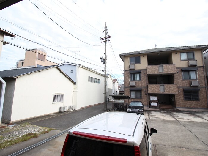 室内からの展望 ZONE亀城A