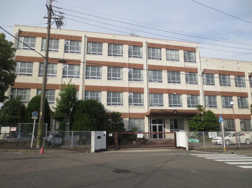 表山小学校(小学校)まで200m 八事第一ビル