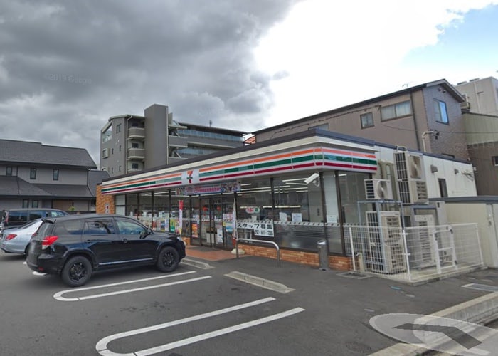 セブンイレブン(コンビニ)まで606m メイクス上前津IV