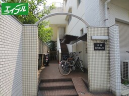 エントランス部分