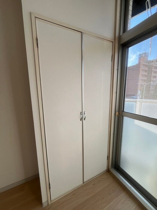 収納 川原ロイヤルハイツ