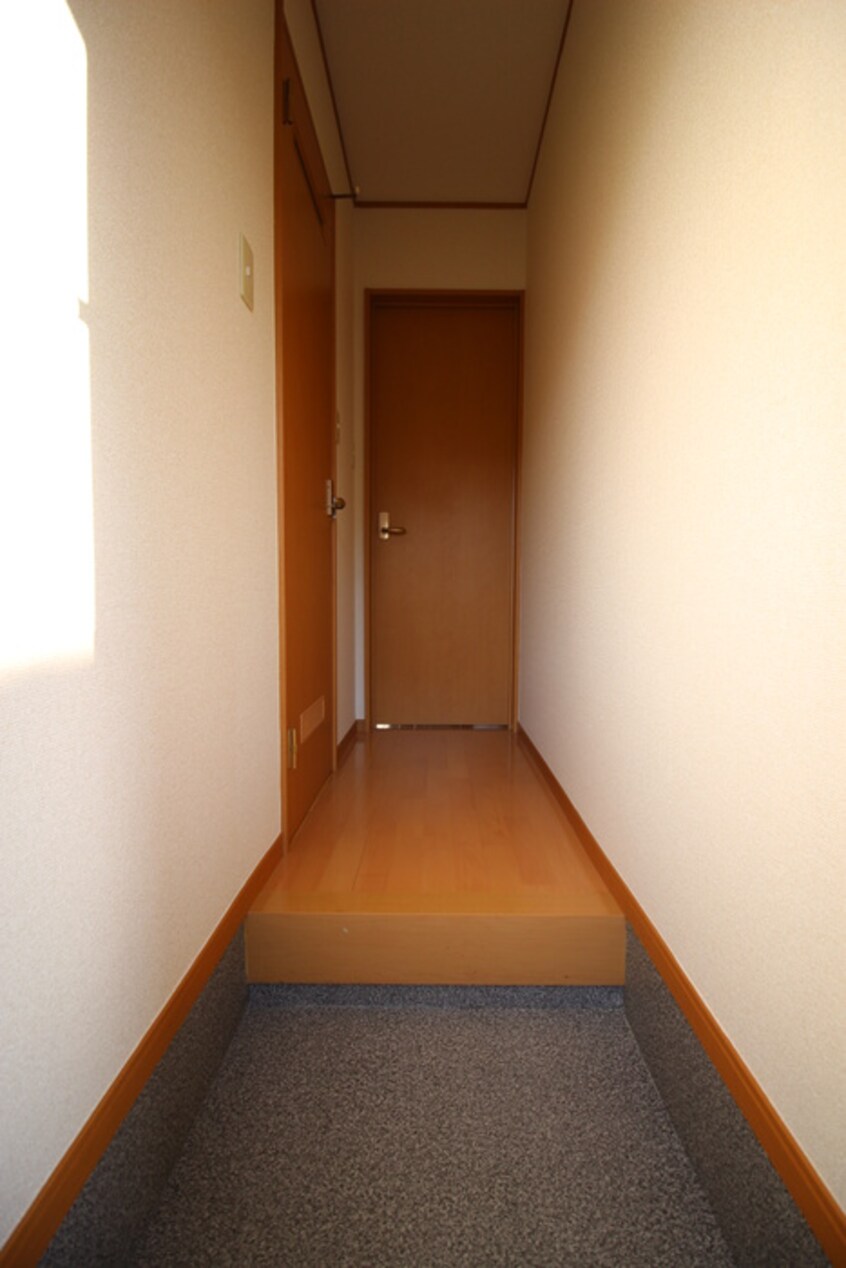 廊下 プリミエール豊栄