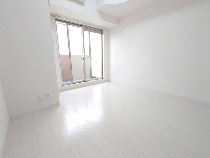 居室 ﾌﾟﾚｻﾝｽ新栄ﾘﾐｯｸｽ(409)