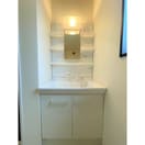 洗面 Garage House Seven