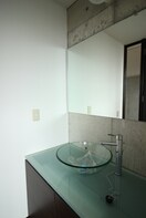 洗面 ＳＫ ＢＵＩＬＤＩＮＧ－７