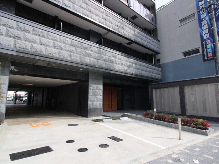駐車場 ﾌﾟﾚｻﾝｽ栄ﾗｲｽﾞ(1207)