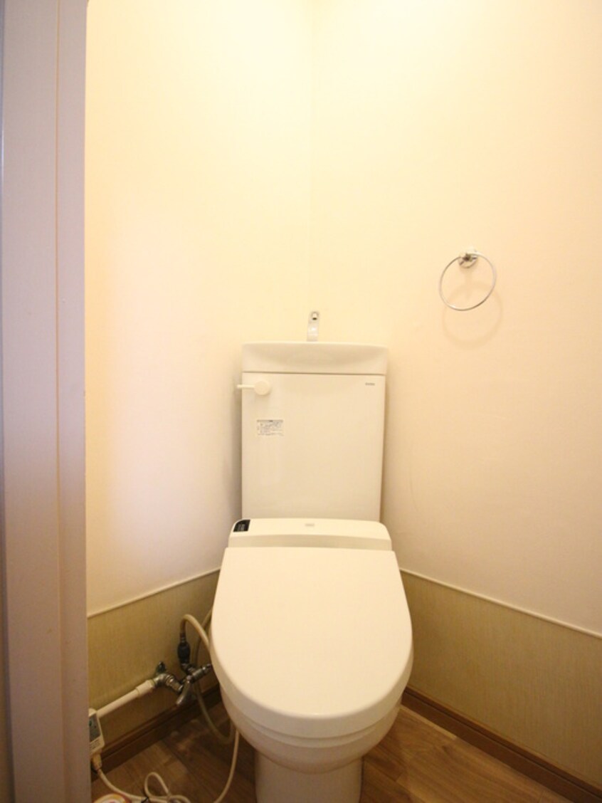 トイレ シロヤビル(4F)