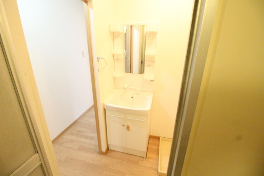 洗面 シャトル泉