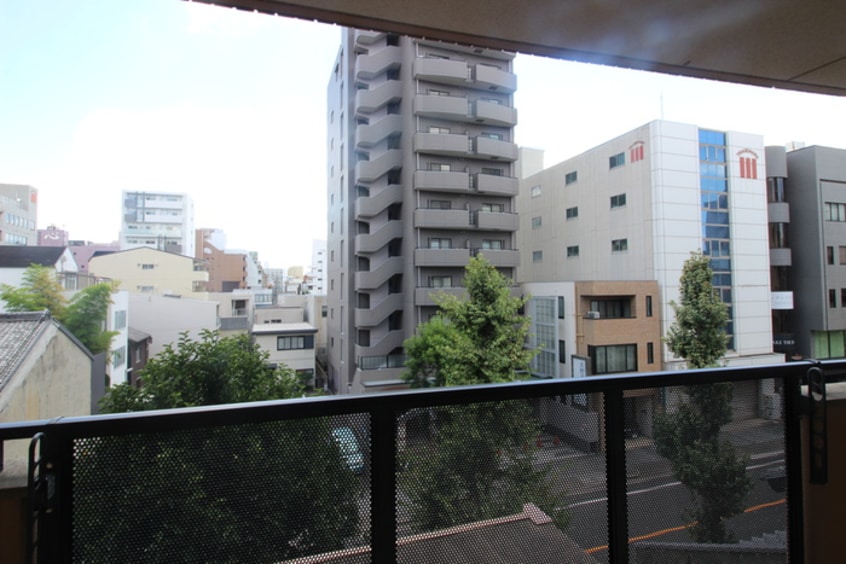 室内からの展望 ル・ヴァン橘