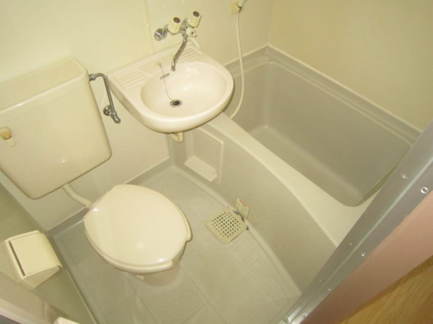 バス／シャワールーム等 ｴｸﾞｾﾞｸﾃｨﾌﾞ33