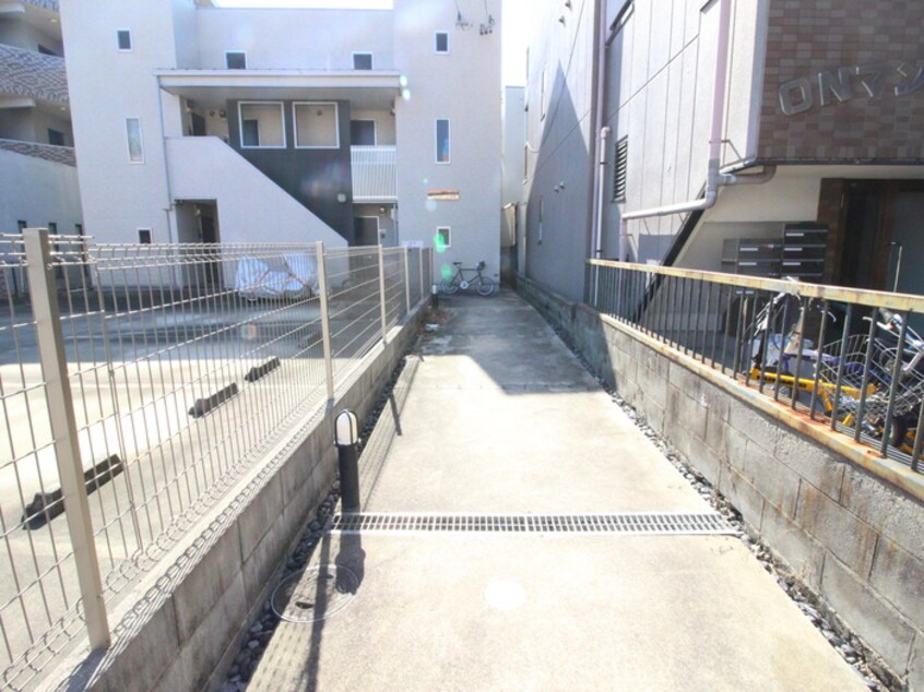 エントランス部分 ヴェリテール本陣