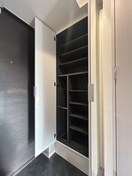 靴箱 プレサンス太閤通駅前デュプル