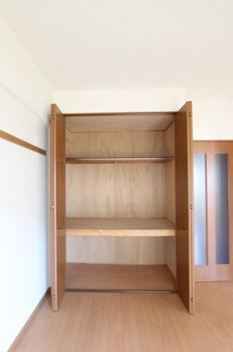 収納 ジャルダン新栄