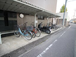 駐輪場