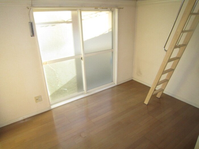 居室 ニッシンハイツ宝田