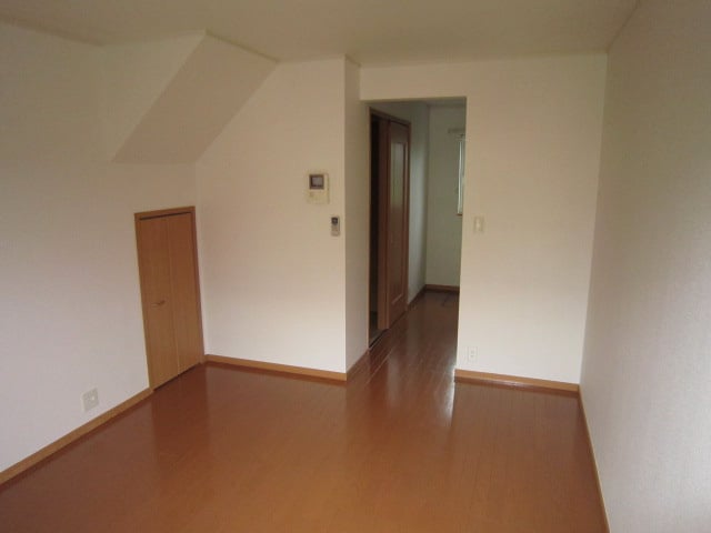 居室 アルモニ－