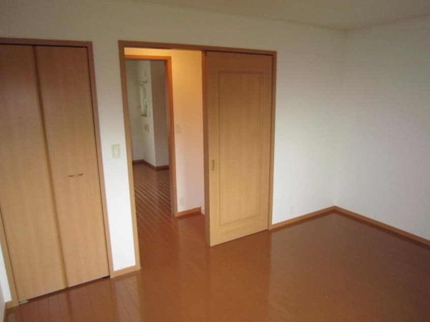 居室 アルモニ－