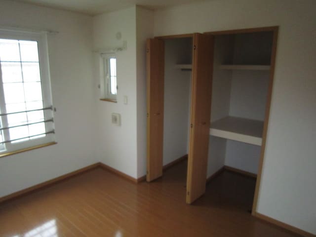 居室 アルモニ－