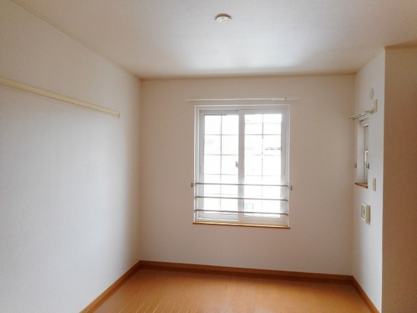 居室 アルモニ－