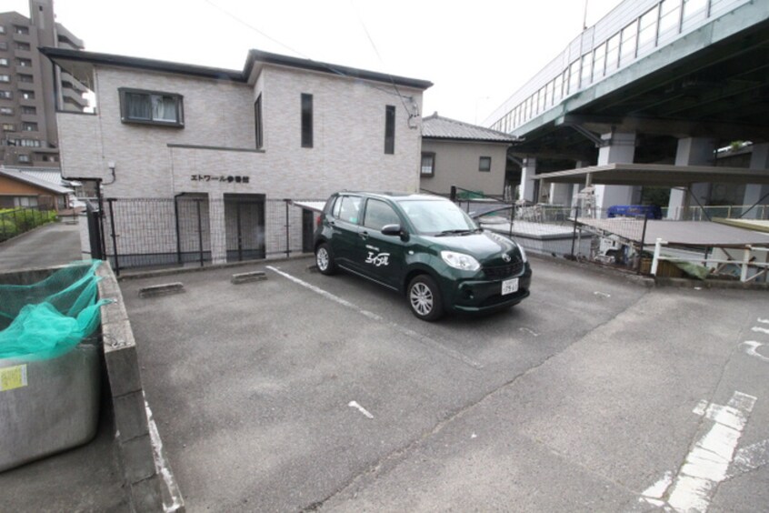 駐車場 エトワール参番館