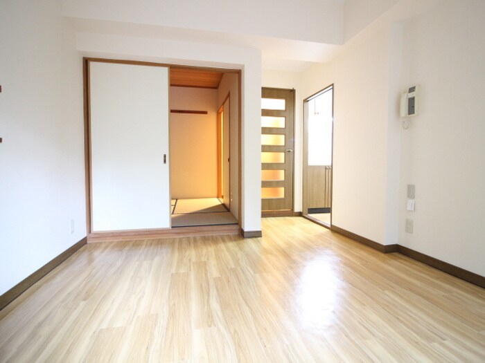 居室 ラウムズ虹ヶ丘