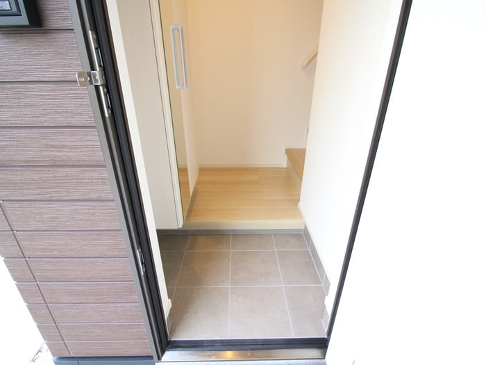 玄関 プレリュード　KFB