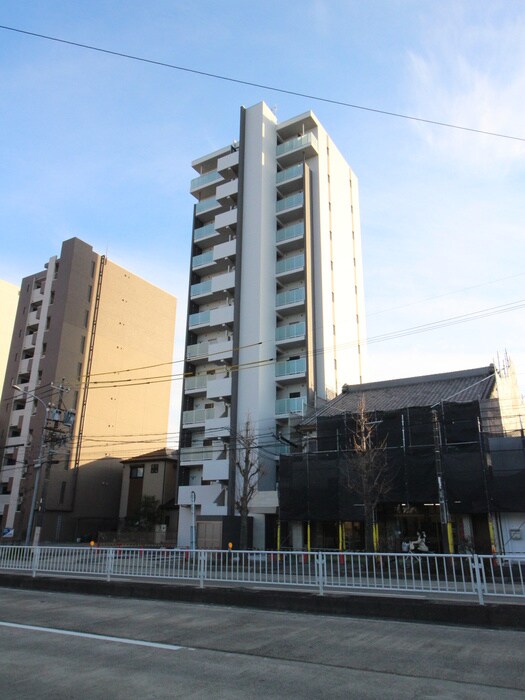 外観写真 スレンダウェルステージ